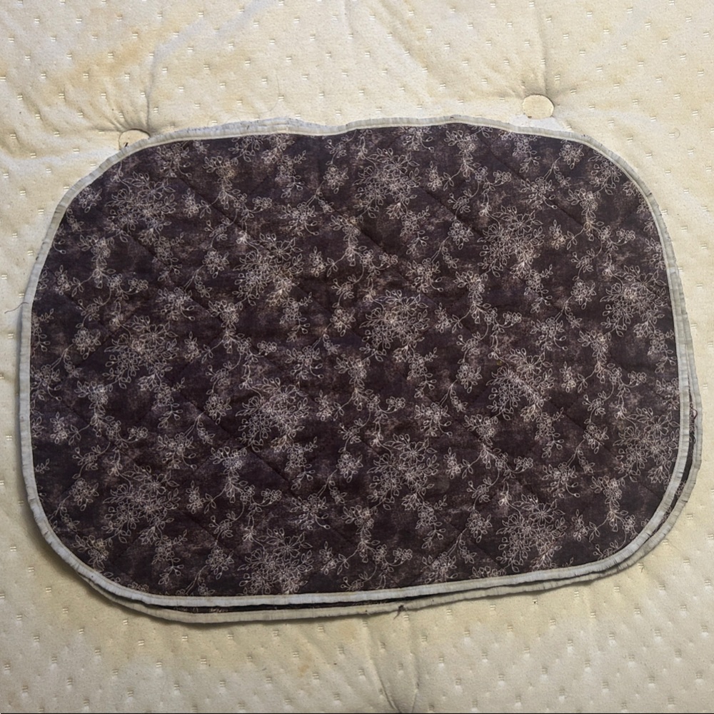 Floral Quilted Padded placemats (4)